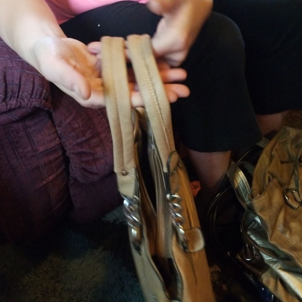 Purse - Picture 4 of 5